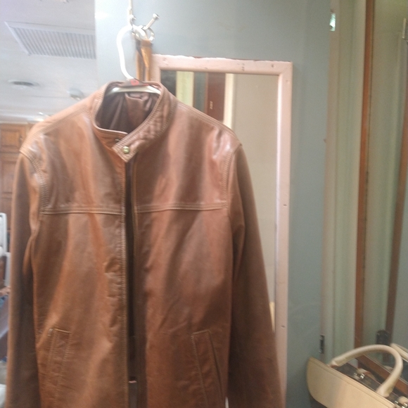 Danier jacket - Picture 2 of 2